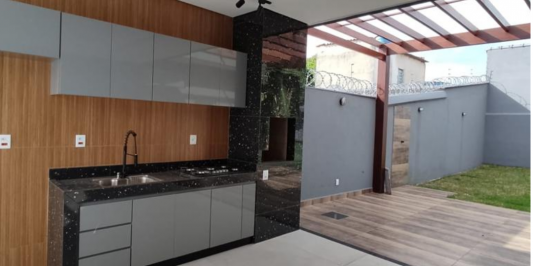 CASA À VENDA EM SETE LAGOAS/MG