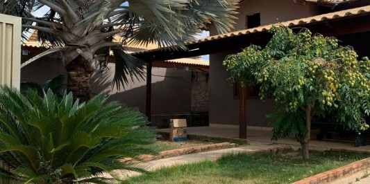 CASA Á VENDA EM PARAOPEBA/MG
