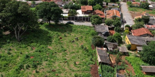 LOTE Á VENDA EM CAETANÓPOLIS/MG