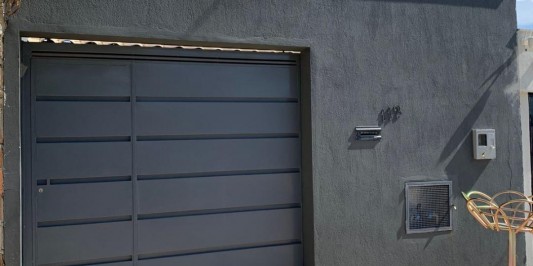 CASA Á VENDA EM PARAOPEBA/MG