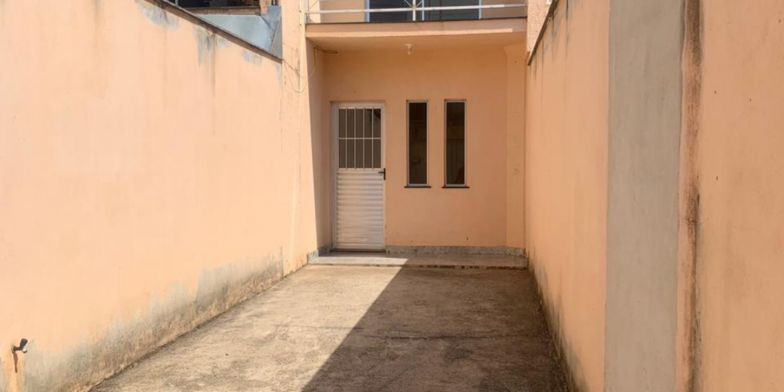 DUPLEX À VENDA EM PARAOPEBA-MG