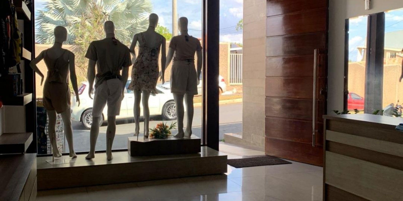 LOJA DISPONÍVEL PARA ALUGUEL EM CAETANÓPOLIS/MG - Foto 1 de 2