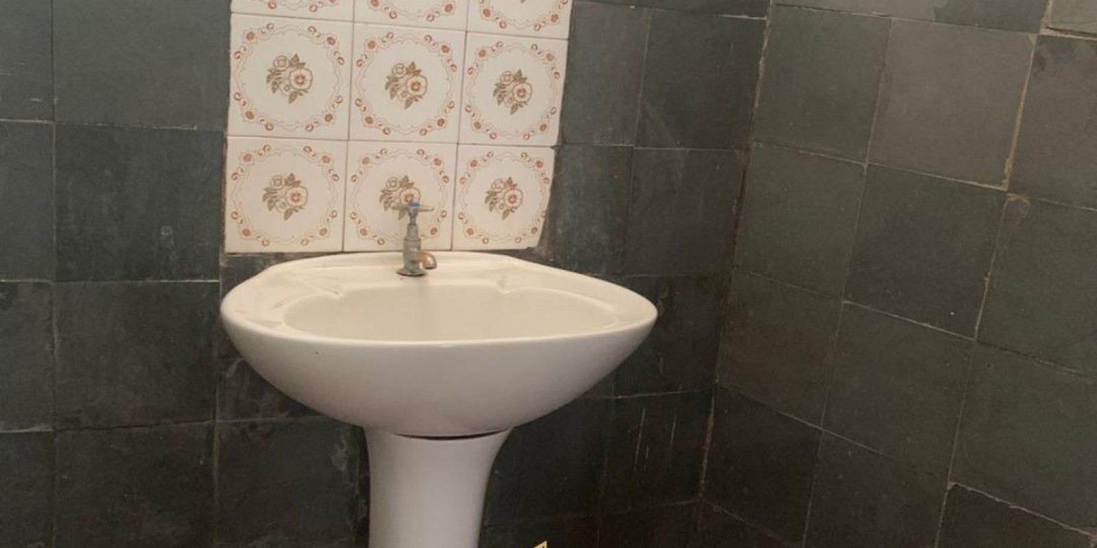 CASA DISPONÍVEL PARA ALUGUEL- PARAOPEBA-MG - Foto 3 de 13