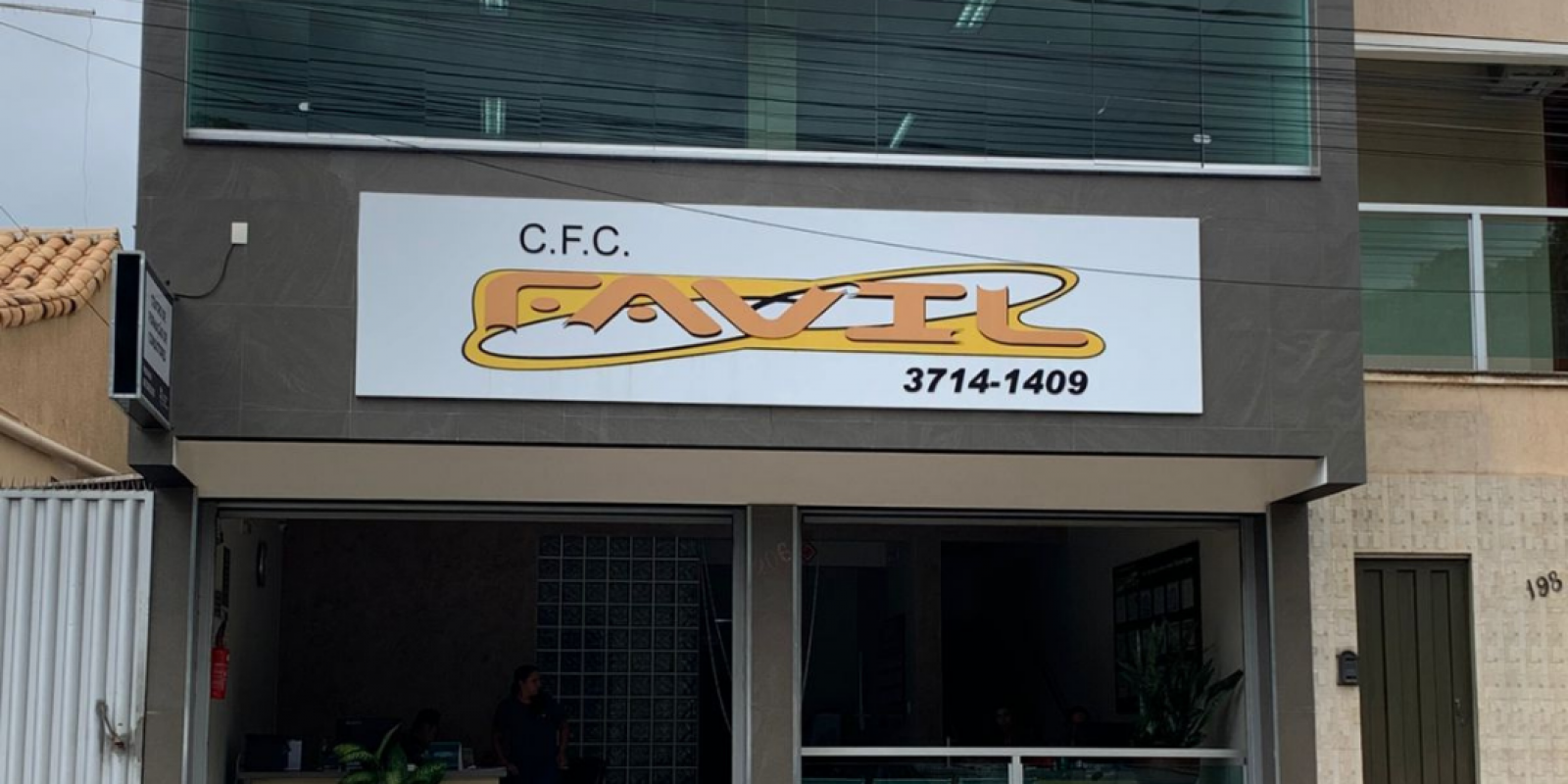 LOJA COMERCIAL DISPONÍVEL PARA ALUGUEL EM PARAOPEBA/MG