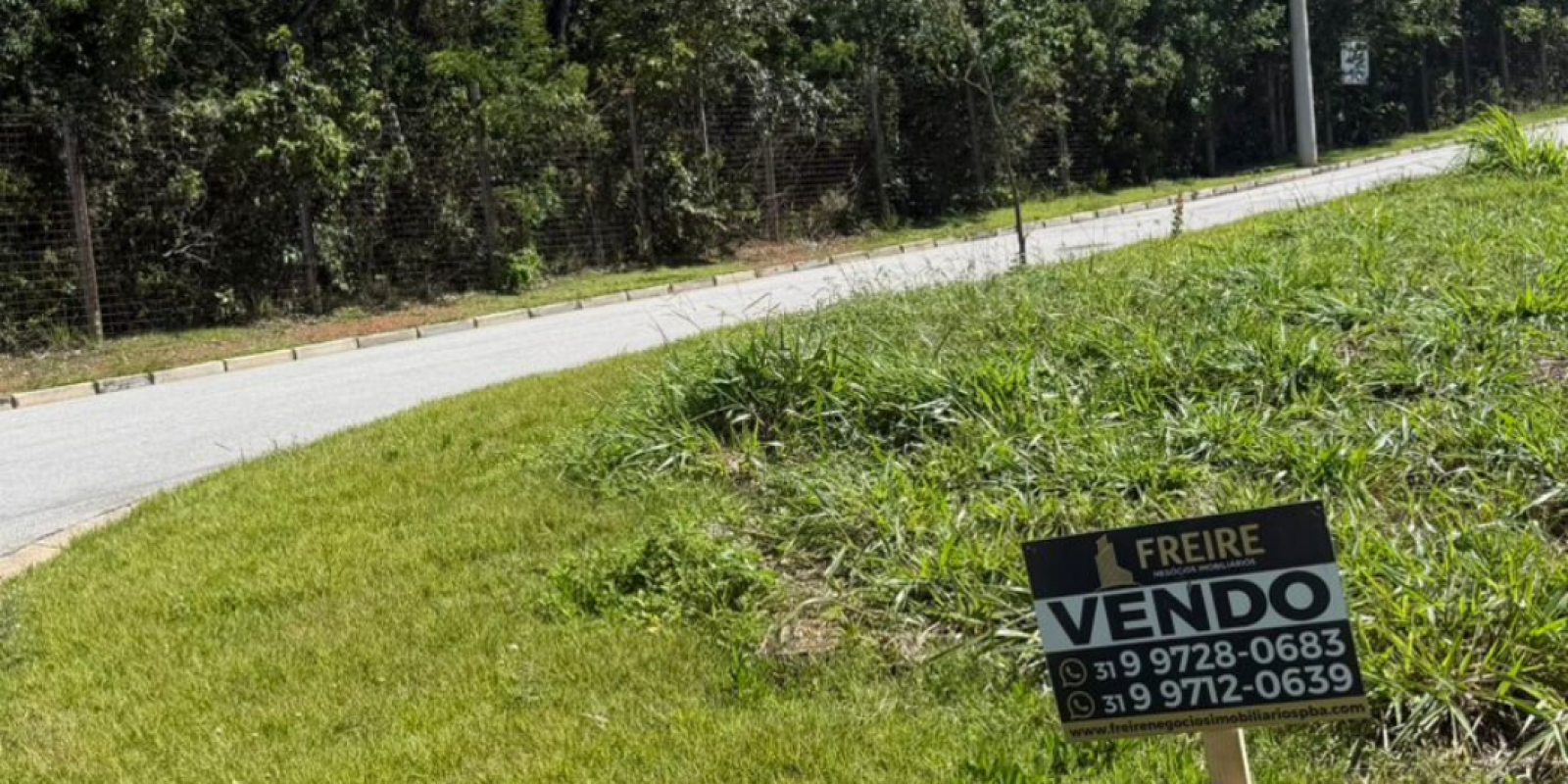 LOTE Á VENDA EM PARAOPEBA/MG